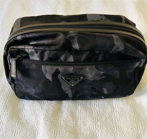 prada kulturtasche herren